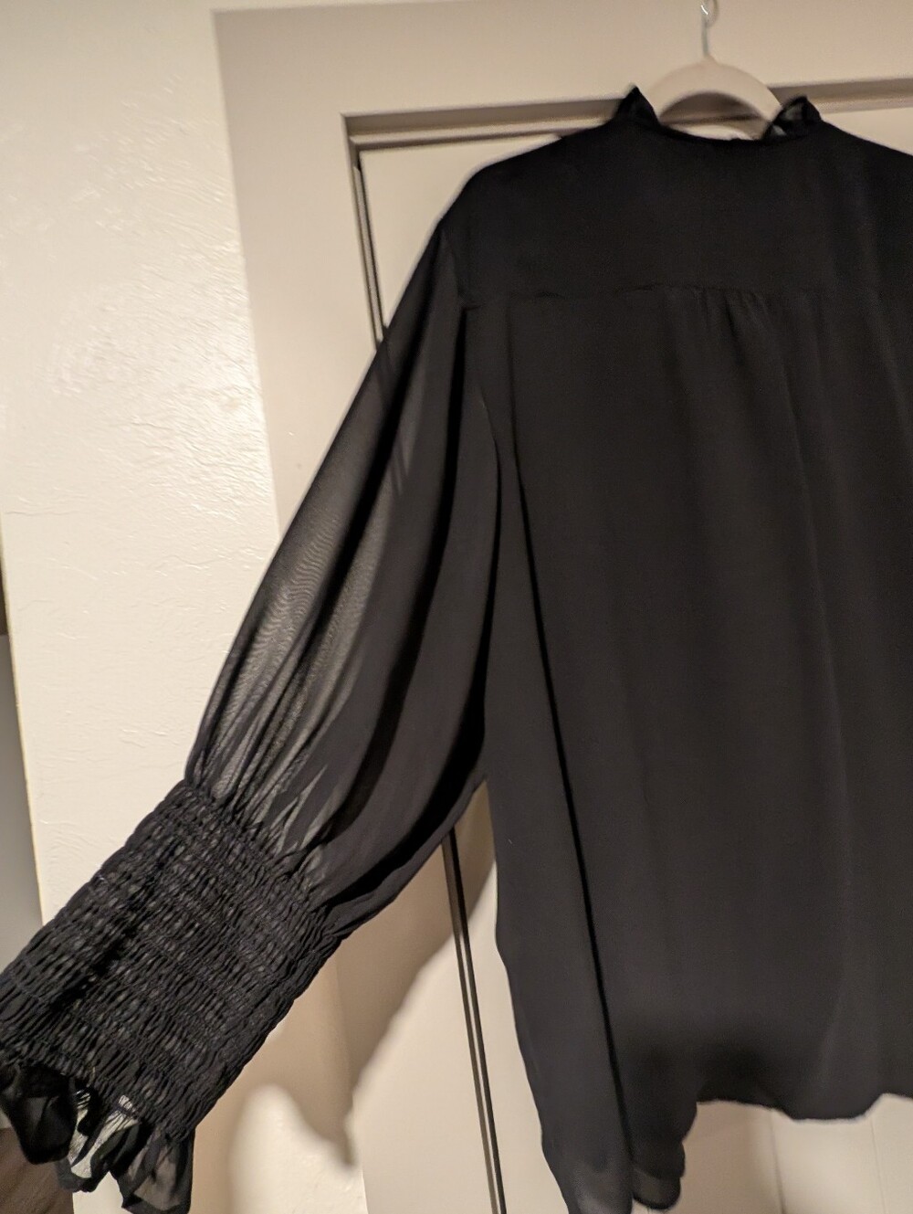 Calvin Klein Flowy Blouse - Picture 3 of 6